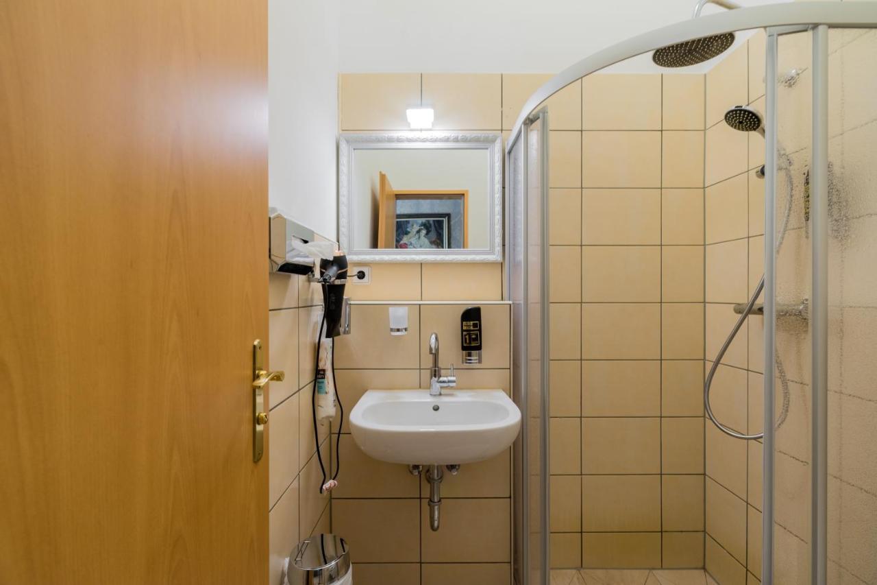 Arbio I Parlamento Rooms Near Schonhauser Allee Berlin Exterior foto