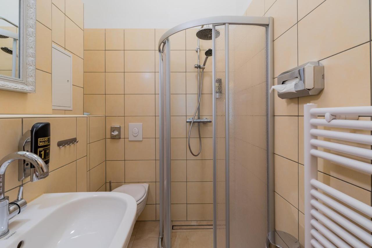 Arbio I Parlamento Rooms Near Schonhauser Allee Berlin Exterior foto