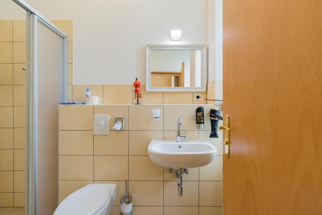 Arbio I Parlamento Rooms Near Schonhauser Allee Berlin Exterior foto